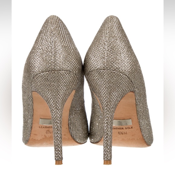 BADGLEY MISCHKA Jossie heels size US 6.5 silver metallic/tan & leather inside - Picture 14 of 15